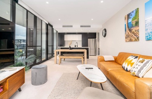 Barton Apartment | New to VRBO: Kingston Foreshore Paradise - 2BR
