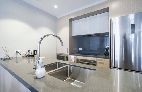 Kingston Apartment | New to VRBO: Kingston Foreshore Island - Waterfront luxury