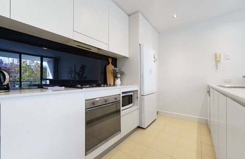 Kingston Apartment | NEW TO VRBO: Newly Furnished 2BR Apt in Kingston Foreshore