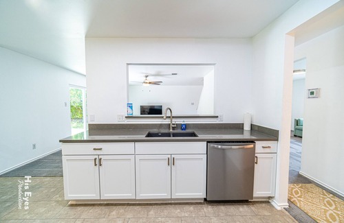 Round Rock House | NEW: Total Remodel- New Everything Close to HEB & Restaurants 5 Queens+ Sleeper