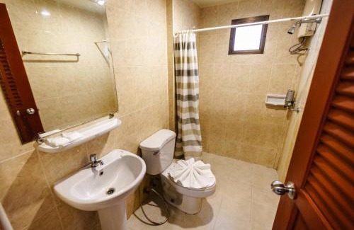Khlong Khut Resort | New Travel Beach Hotel & Resort