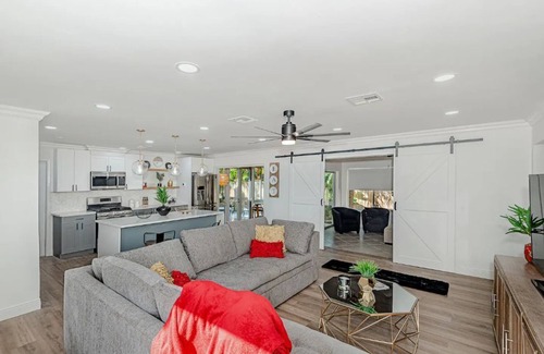 Santa Barbara Estates House | NEW Tropical Retreat Family Home Heated Salt water pool n