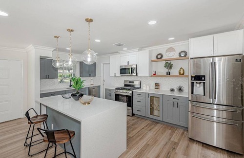 Santa Barbara Estates House | NEW Tropical Retreat Family Home Heated Salt water pool n
