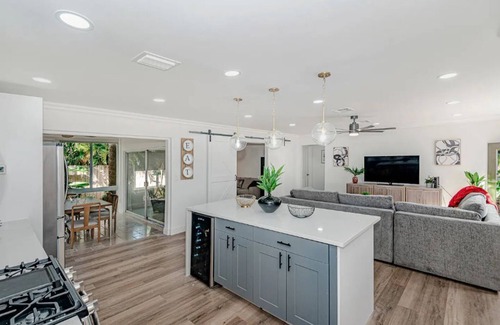 Santa Barbara Estates House | NEW Tropical Retreat Family Home Heated Salt water pool n