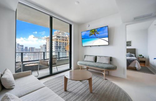 Downtown Miami Apartment | New unit 28th Floor with Unbeatable Bayside Views
