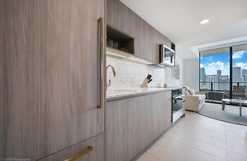 Downtown Miami Apartment | New unit 28th Floor with Unbeatable Bayside Views