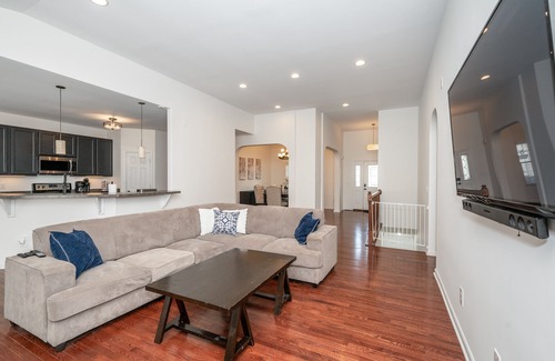 Northside House | *New* Urban Escape | Minutes from Attractions!