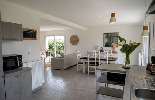 Plouneour-Brignogan-Plages House | New villa 100 m from the beach, 4 bedrooms, enclosed grounds.