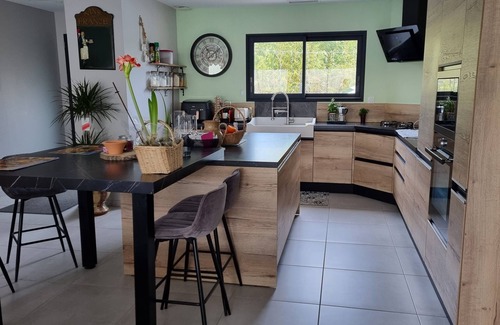 Peret Villa | NEW VILLA BETWEEN SEA AND COUNTRYSIDE