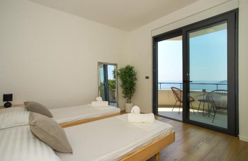 Lozica Villa | New, villa Bond Dubrovnik, beautiful sea view near beach with heated pool