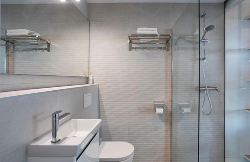 Sant Pol De Mar Apartment | NEW: Villa Costa Barcelona BEACH 2 infinity pools!