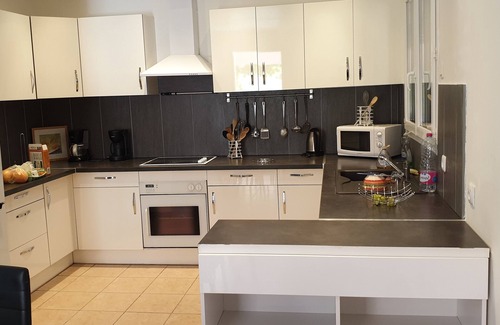 Le Thoronet Villa | New villa for 15 people with private heated pool