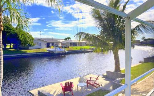 Caloosahatchee House | !NEW! Villa Rosa & Lucia