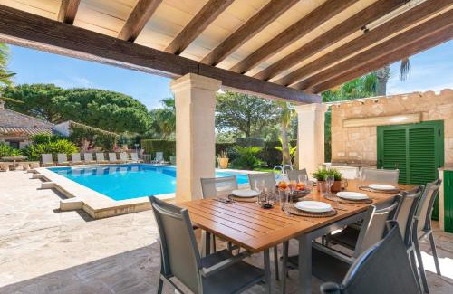 Portocolom Villa | New! Villa Ses Rodes, Pool, Wifi, Bbq, Jacuzzi, Air-Conditioning 2025