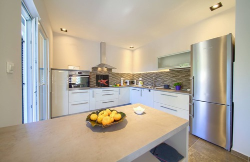 Risika Villa | New villa with pool, sandy beach, quiet location- TRAVELER Reiseburo Krk ID 2215