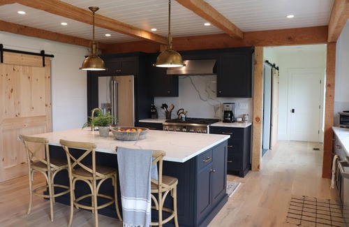 West Tisbury House | New Waterfront Modern Farmhouse on Tisbury Great Pond