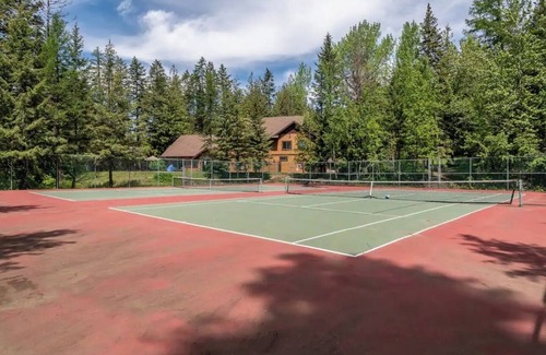 Whitefish Cabin | NEW whitefish Mountain cabin