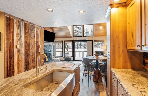 Bigfork House | NEW Winter Rates! Amazing Views and Skiing!