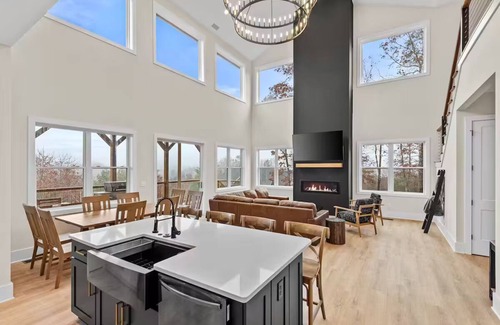 Edens Gate House | NEW with VIEWS Modern 4BR w Hot Tub, Fire Pit, Game Room, Near New River!