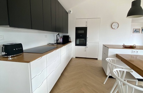 Landunvez House | New wooden house, swimming pool, 5 minutes' walk from the beach.