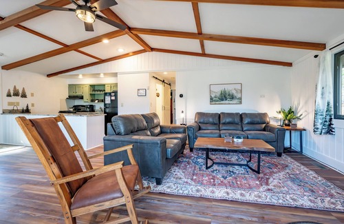 Sky Valley House | New! Woodlore: Lake Access, Fireplace, Hot tub, Grill!