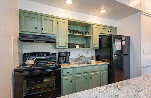 Sky Valley House | New! Woodlore: Lake Access, Fireplace, Hot tub, Grill!