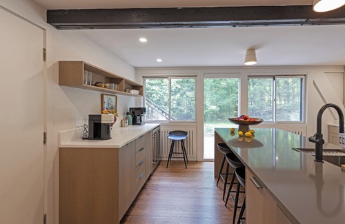 Zena House | NEW! Woodstock-Private-Exquisite-Modern A-Frame-Minimum Stays are Monthly!