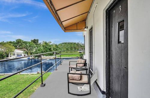 Northeast Miami Apartment | New Year and Holiday Charming Miami Riverfront Stay!