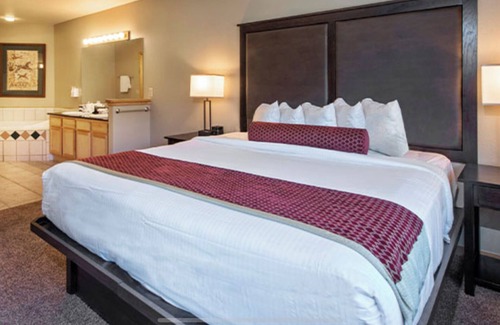 Four O'Clock Resort | New Years Ski in ski out condo at Grand Timber lodge! 2 bed, 2 bath, sleeps 8.