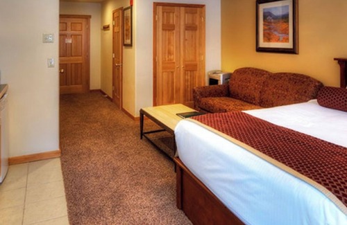 Four O'Clock Resort | New Years Ski in ski out condo at Grand Timber lodge! 2 bed, 2 bath, sleeps 8.