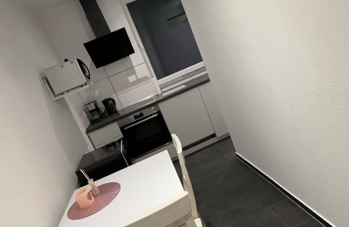 Altenessen-Nord Apartment | New York by D&J Apartments