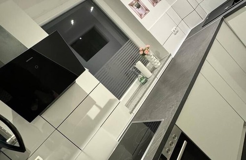 Altenessen-Nord Apartment | New York by D&J Apartments