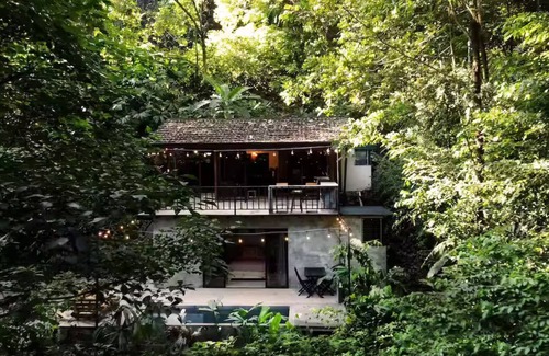 Quepos House | NEW! Your very own Jungle Oasis!
