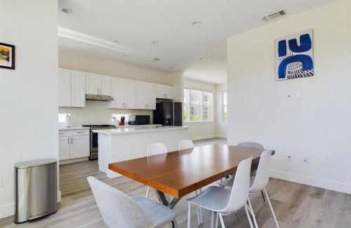 Newark Apartment | Newark 4br w garage nr restaurants park SFO-1577