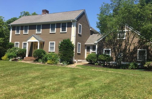 Newbury House | Newbury Country Vrbo