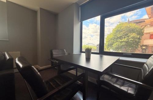 Newcastle-upon-Tyne Apartment | Newcastle Quayside Apartment -Sleeps 4 - Parking