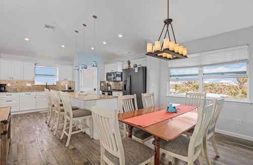 Jose's Hideaway House | Newer construction designed to bring the outside in, short walk to the beach