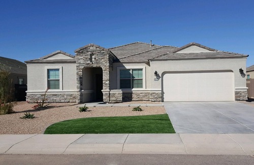 Tartesso House | Newer Resort Style 4 bed home Open floor plan with HEATED Pool and Hottub