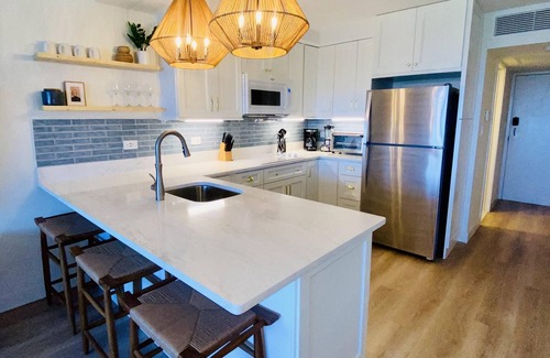 Red Hook Condo | NEWEST RENOVATED BEACHFRONT Villa, Desirable Building B