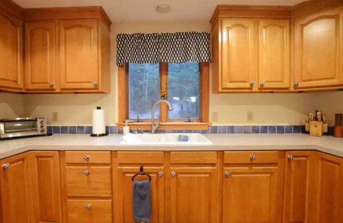 Bridgewater House | Newfound Lake Hideaway Mooring included