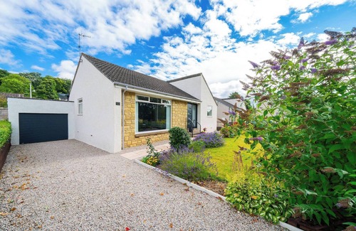 Glenisla Ski Chalet | Newhall Gardens - Botanical Bliss