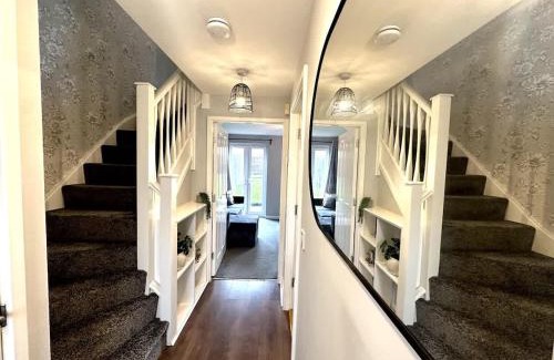 Stockton-on-Tees House | Newham House by Blue Skies Stays
