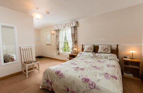 Whaddon Bed & Breakfast | Newhouse Farm