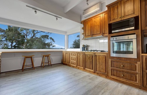 Paynesville House | Newlands Waterfront - Your own waterfont home with private, deep water jetty