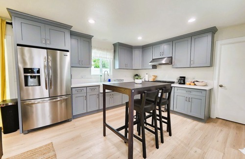 Fullerton House | Newly 2BR/2BA min to Disneyland & hot attractions