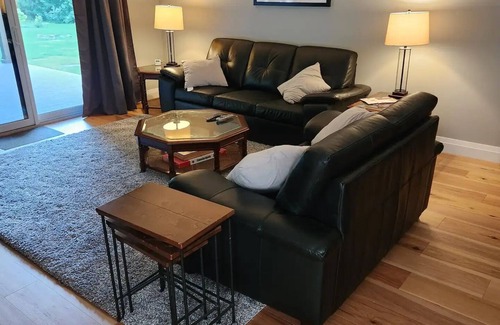 Inverhuron Cottage | Newly Built 3 Bedroom Cottage, Steps to the Beach
