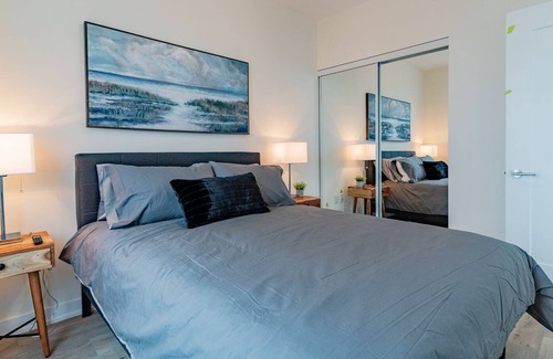Central Waterfront Condo | Newly built Condo with Lake view