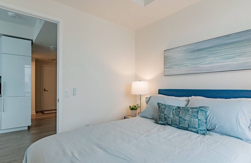 Central Waterfront Condo | Newly built Condo with Lake view