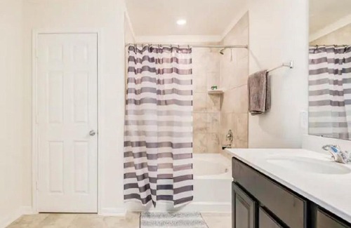Spring House | Newly Built Cozy & Modern Family Friendly Home