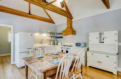 Edisto Island House | Newly built, custom home 3 blocks from beach with screened porch & deck